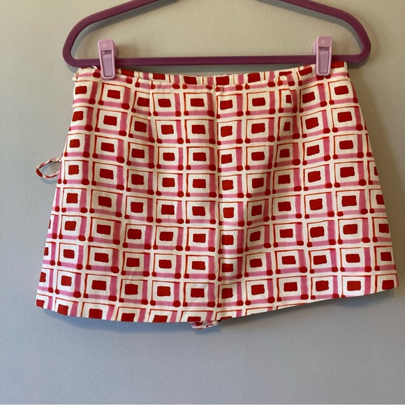NEW ZARA Women's Pink Red Geometric Skort Tie Closure Size M - Picture 3 of 10